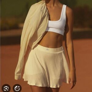 ALO Yoga Micro Plisse Skirt Lemon Ice aka Candlelight XXS Built-In Shorts Rare